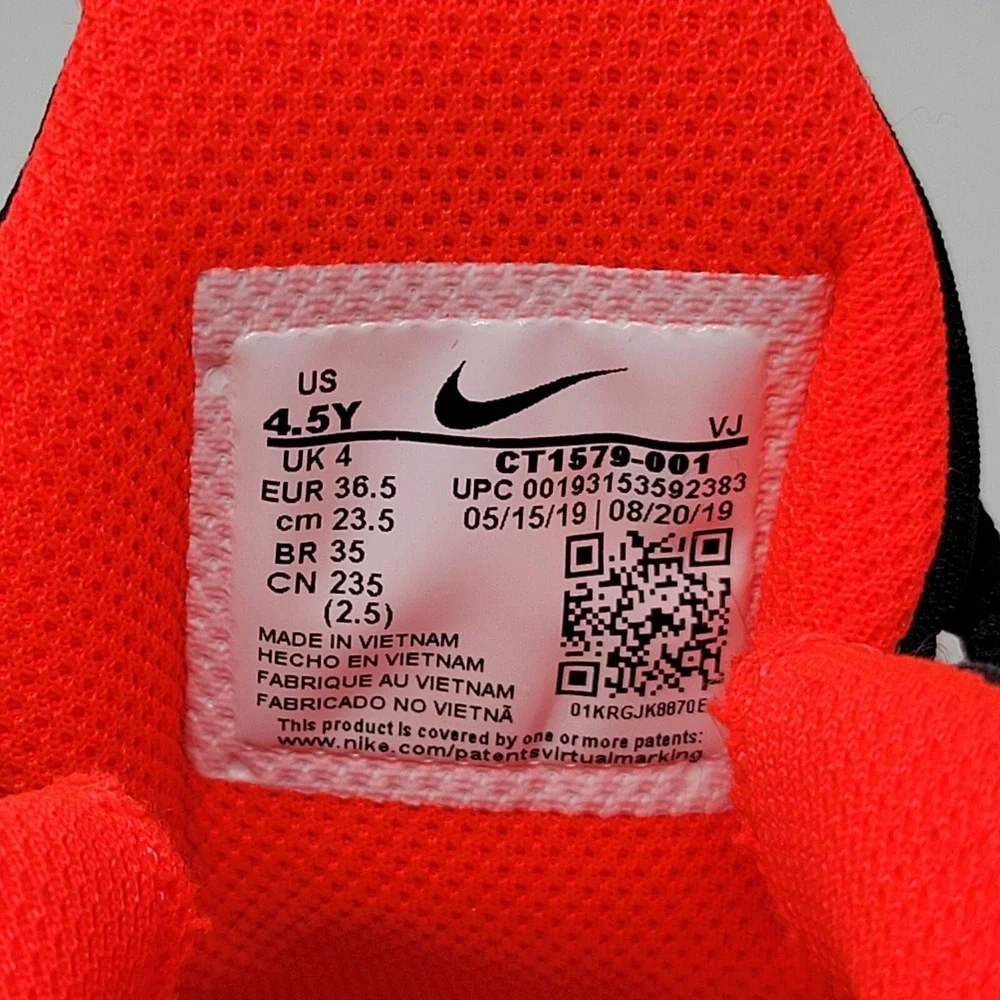 Nike Air Max 270 React‎ Athletic Shoes Black/Pink/Blue Size 4.5Y CT1579-001